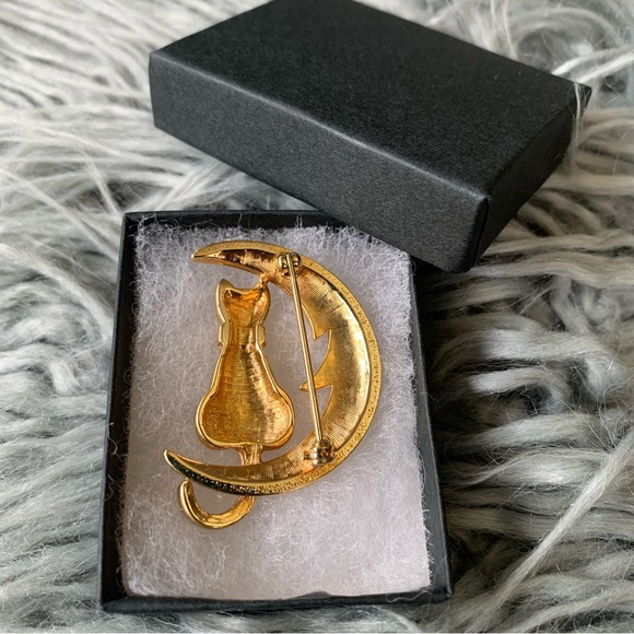 Vintage Cat & Moon Brooch - Picture 2 of 6